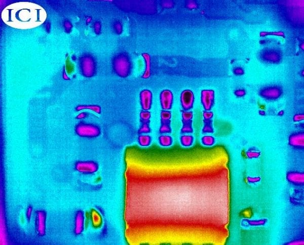 infrared-image-of-motherboard-taken-with-8640-broadband-600x484-1